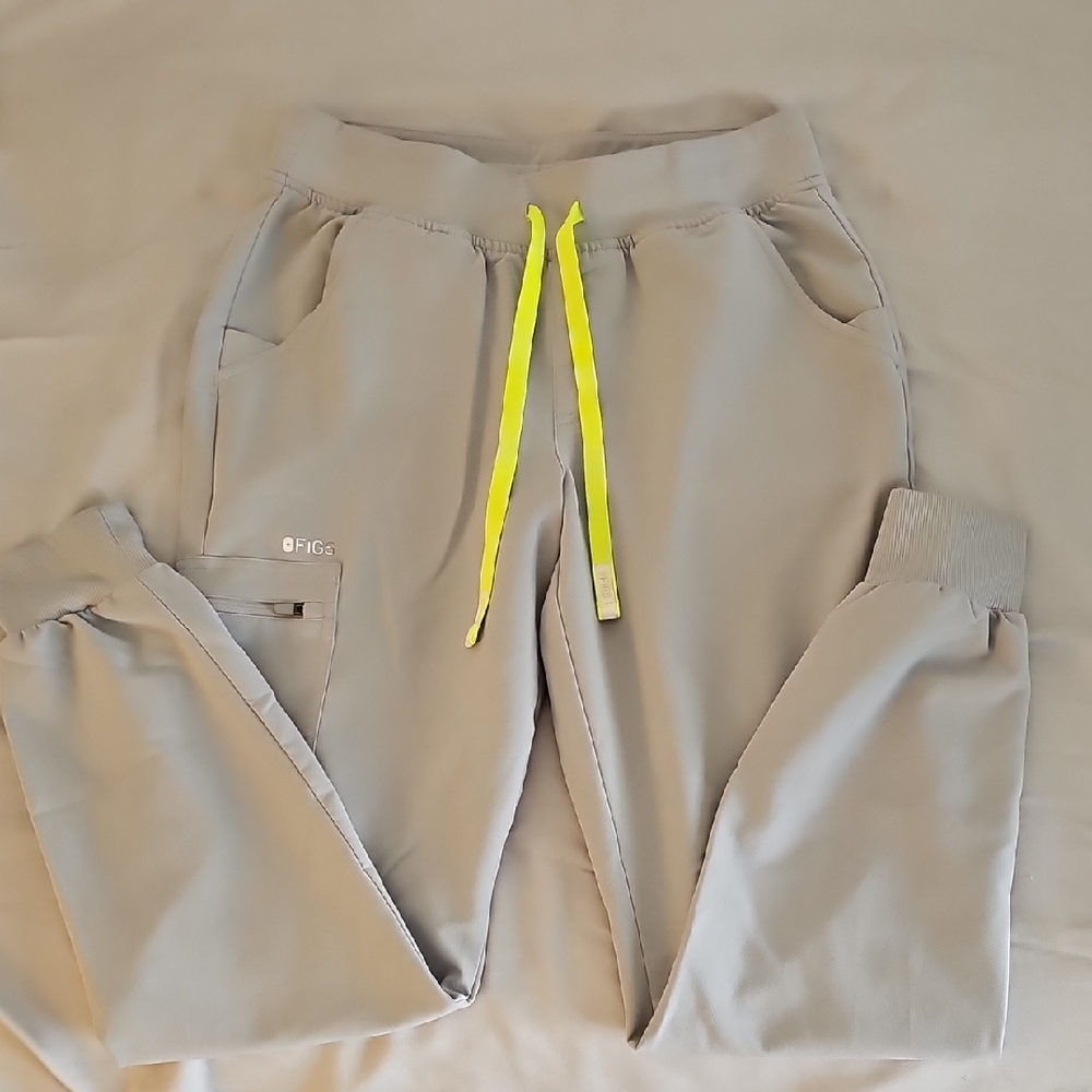 Figs Slate Zamorra Joggers with Neon Yellow Drawstring Small